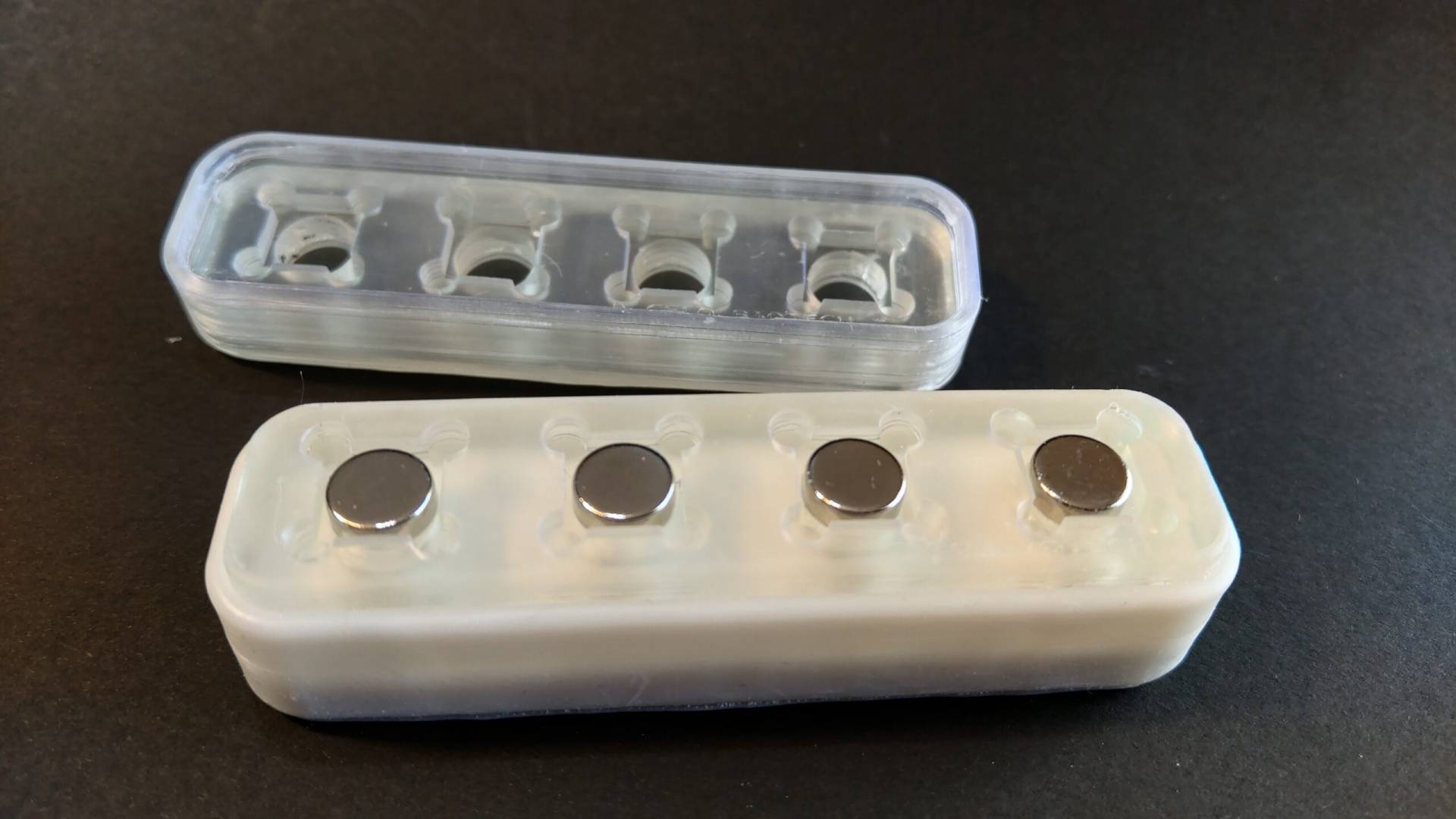 AccuMag 16 magnetic rack for 2x 8 PCR tubes magnetic beads isolation